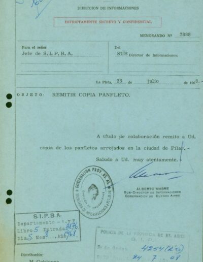 Remito que hace referencia al envío de panfletos hallados en la vía pública. CPM- Fondo DIPPBA- Div. Cen. AyF, Mesa A, Factor Político, antecedentes Comunas. Año 1968.