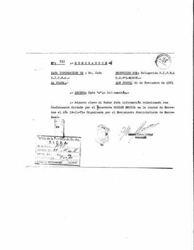 Memorándum que informa sobre la Charla que brindará el sacerdote Carlos Mujica en la ciudad de Mercedes. CPM- Fondo DIPPBA- Div. Cen. AyF, Mesa A, partidos políticos, legajo 1. Año 1971.