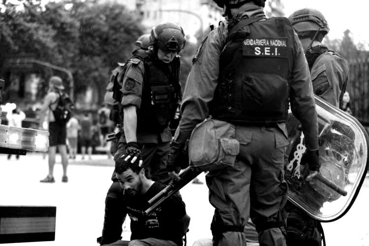 Basta de represión contra la protesta social