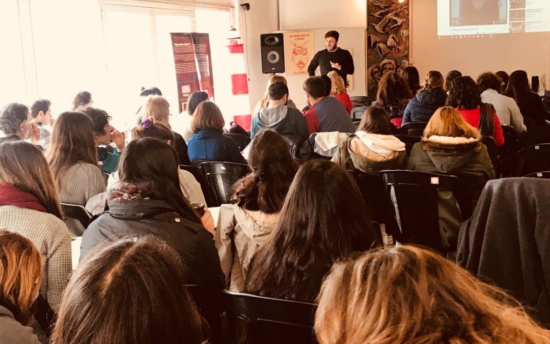 La historia del tiempo presente: continúa el curso de capacitación para docentes