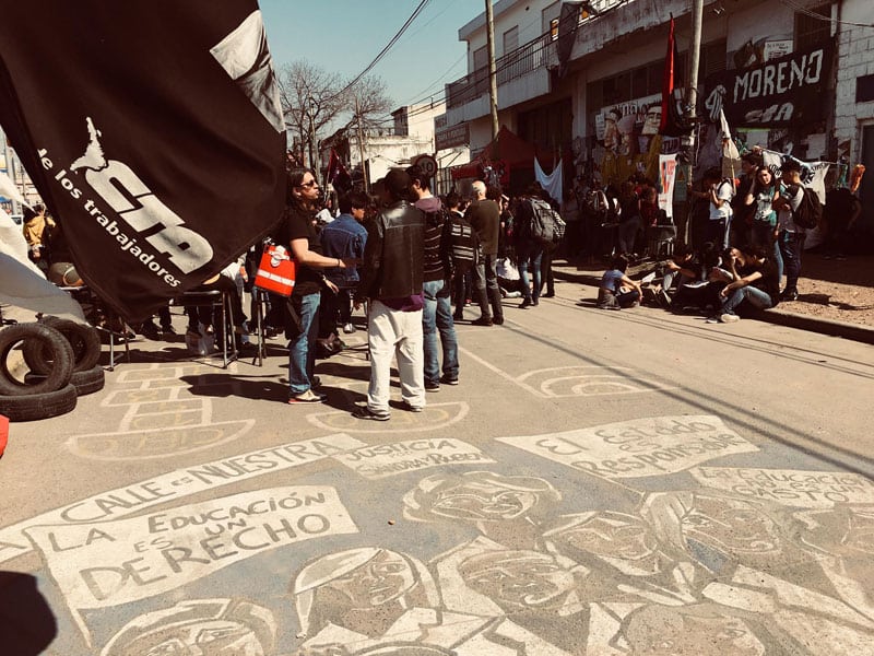 Preocupación por el secuestro y torturas a una docente en Moreno