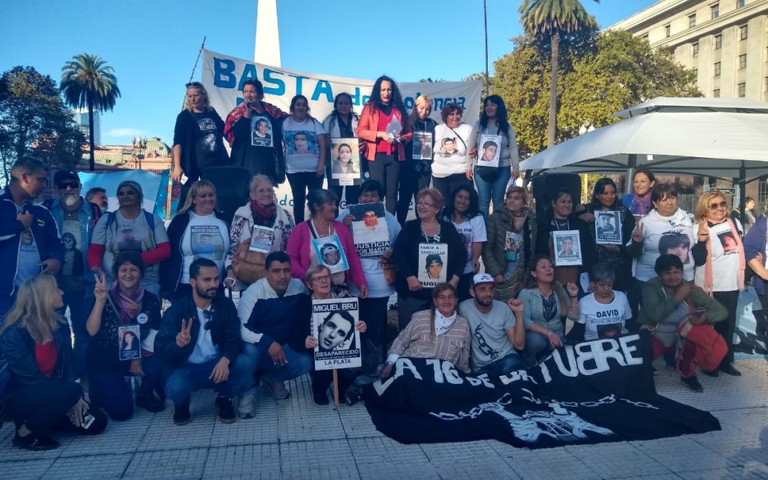 LA CPM PARTICIPÓ EN LA MARCHA POR EL DÍA NACIONAL CONTRA LA VIOLENCIA INSTITUCIONAL La lucha de las familias en la plaza