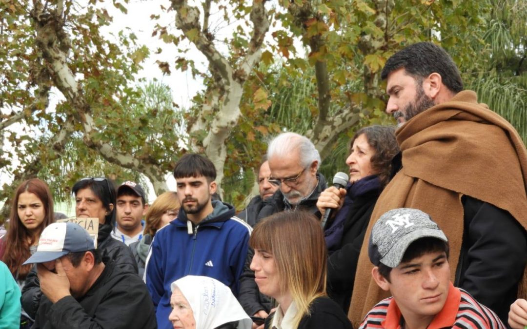 DE LOS 11 POLICÍAS DESAFECTADOS, 8 ESTÁN DETENIDOS La CPM patrocina legalmente a las familias víctimas de la masacre de Monte