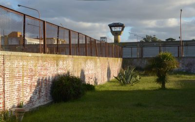 Detienen al jefe de Sanidad de Batán por proveer medicamentos y dinero a personas detenidas con el fin de abusarlas sexualmente