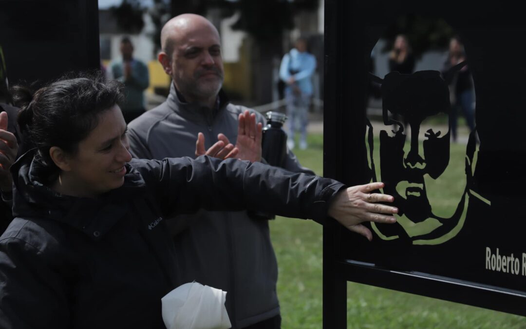 ACTO PÚBLICO A 46 AÑOS DEL GOLPE DE ESTADO   Inauguración del memorial en el sitio cementerio de General Lavalle  